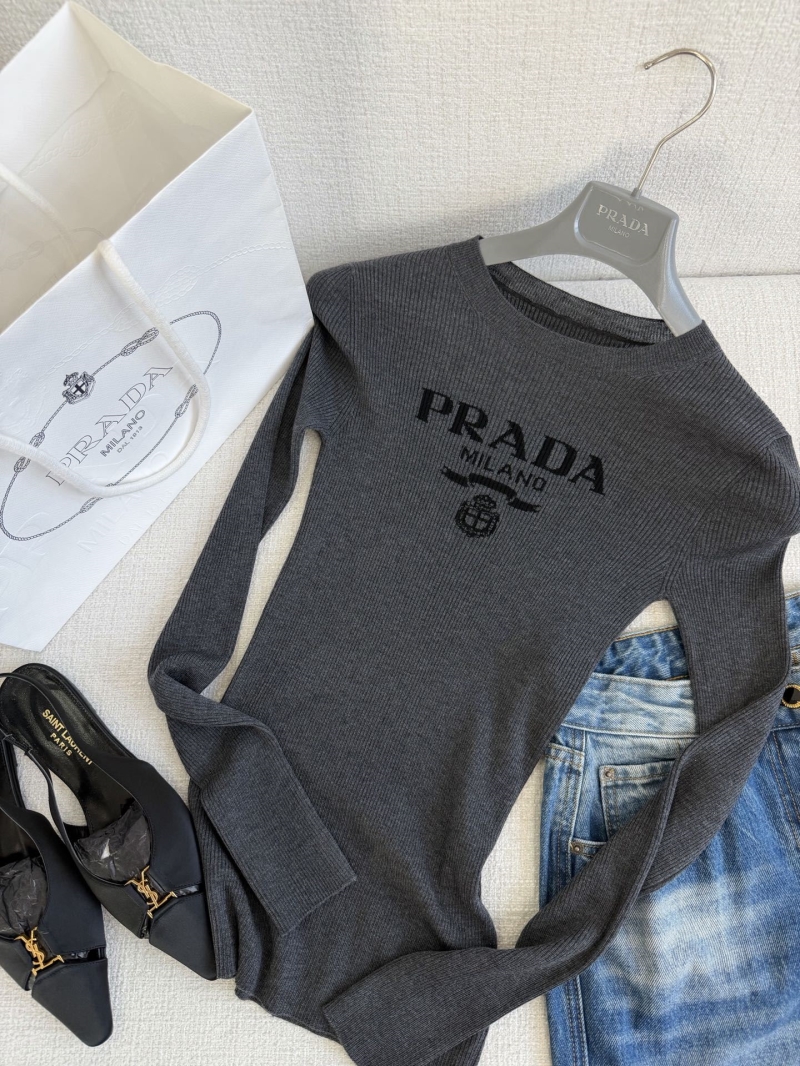 Pra*a sweaters